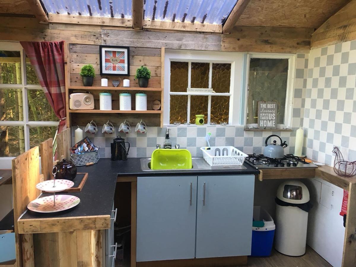Camp Katur Glamping Hotel Carthorpe Bilik gambar